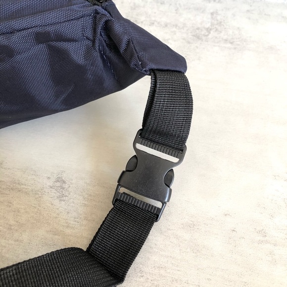 Navy Blue Fanny Pack Crossover Waist Bag Satchel with Hot Pink Smile fac… - Picture 7 of 10